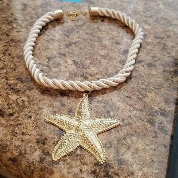 Starfish boho rope style necklace - Picture 6 of 11